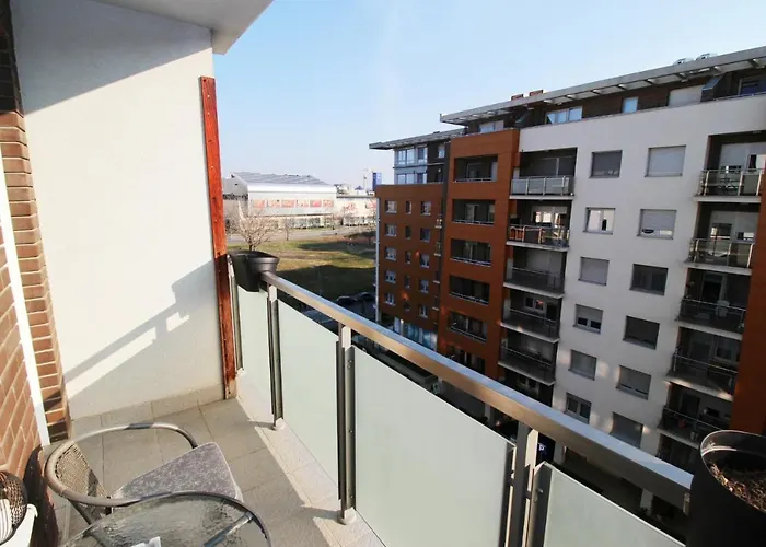 Bizmark Accommodation A Blok